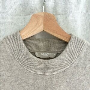 Everlane - The Cashmere Crew